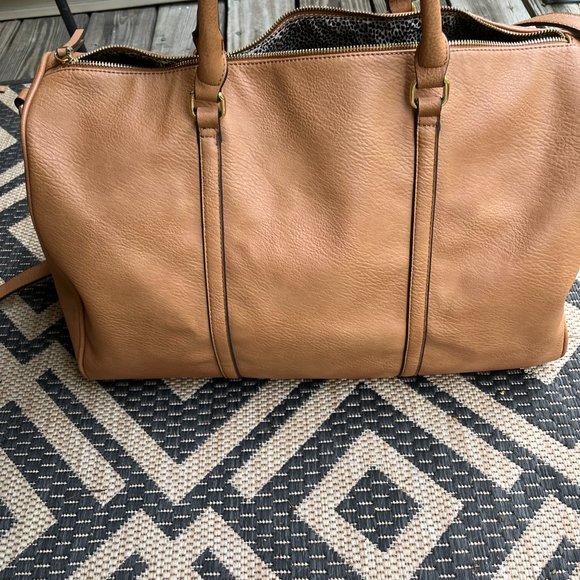 Sole Society Devon Weekender Duffle Bag - Picture 4 of 9